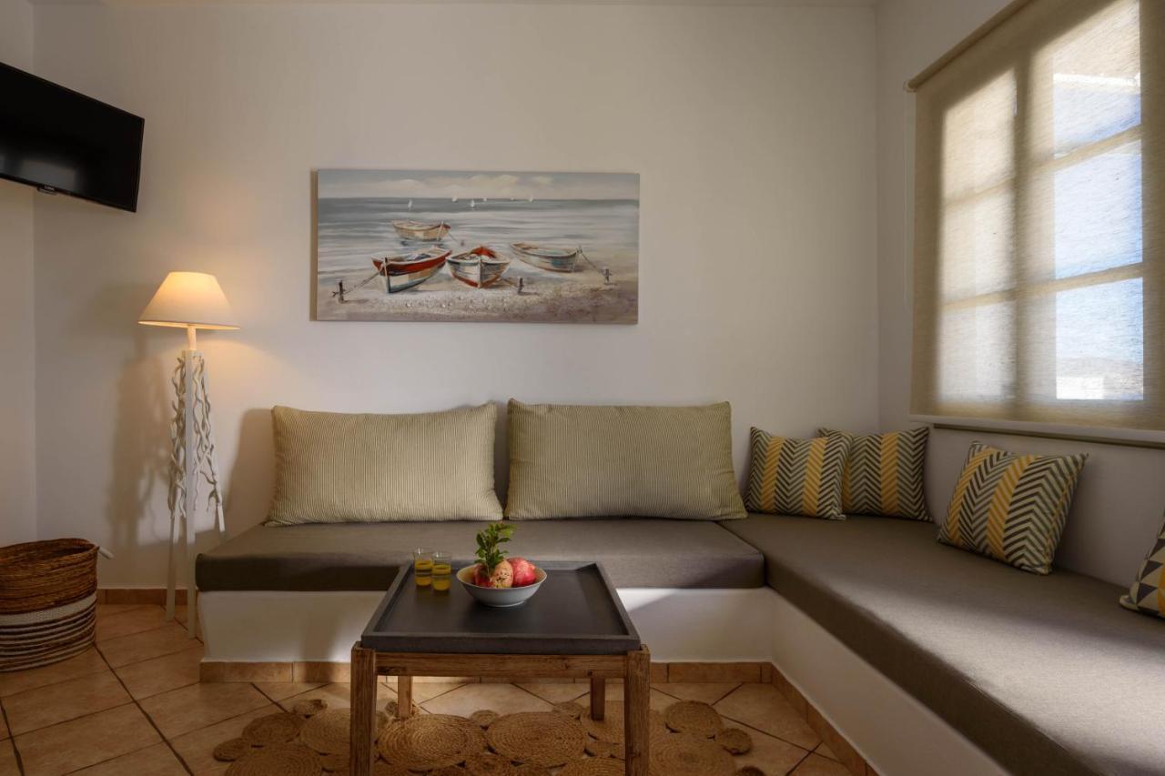 Mirabeli Apartments & Suites ポロニア エクステリア 写真