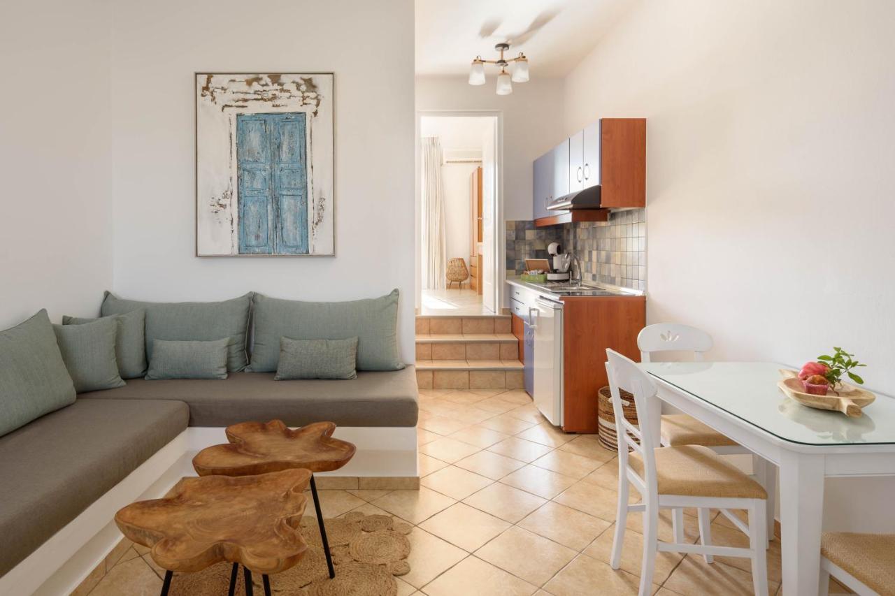 Mirabeli Apartments & Suites ポロニア エクステリア 写真