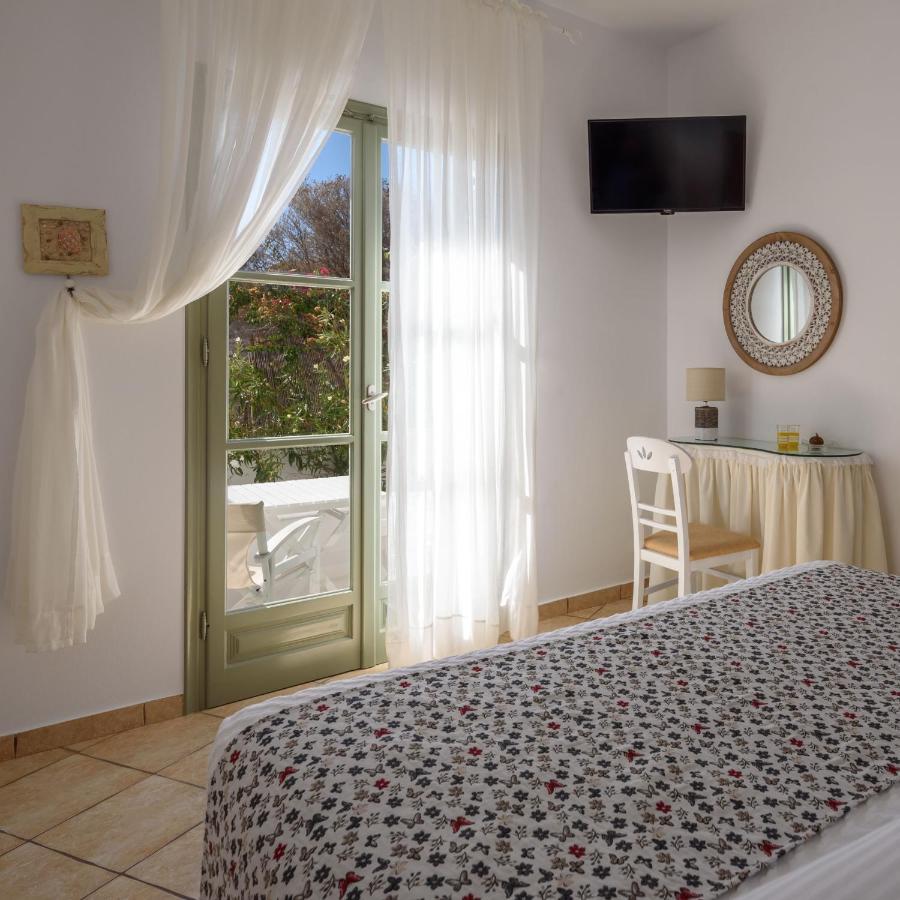 Mirabeli Apartments & Suites ポロニア エクステリア 写真