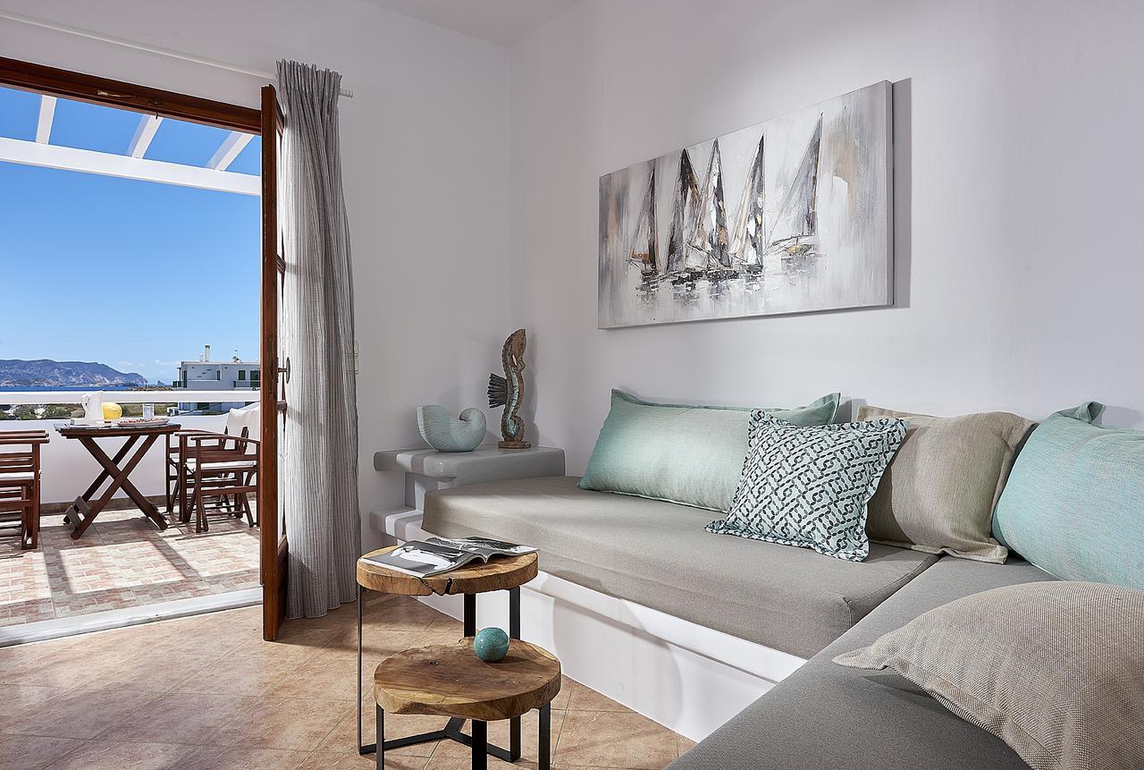 Mirabeli Apartments & Suites ポロニア エクステリア 写真