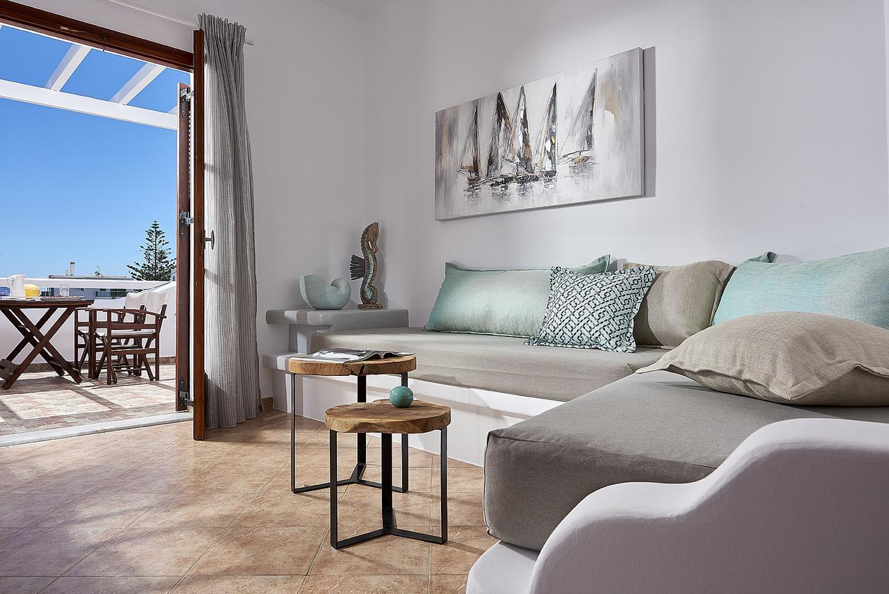 Mirabeli Apartments & Suites ポロニア エクステリア 写真