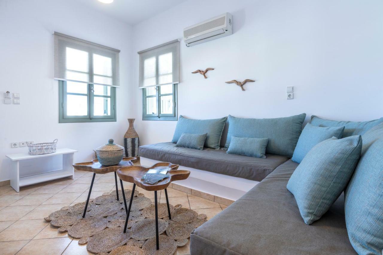 Mirabeli Apartments & Suites ポロニア エクステリア 写真