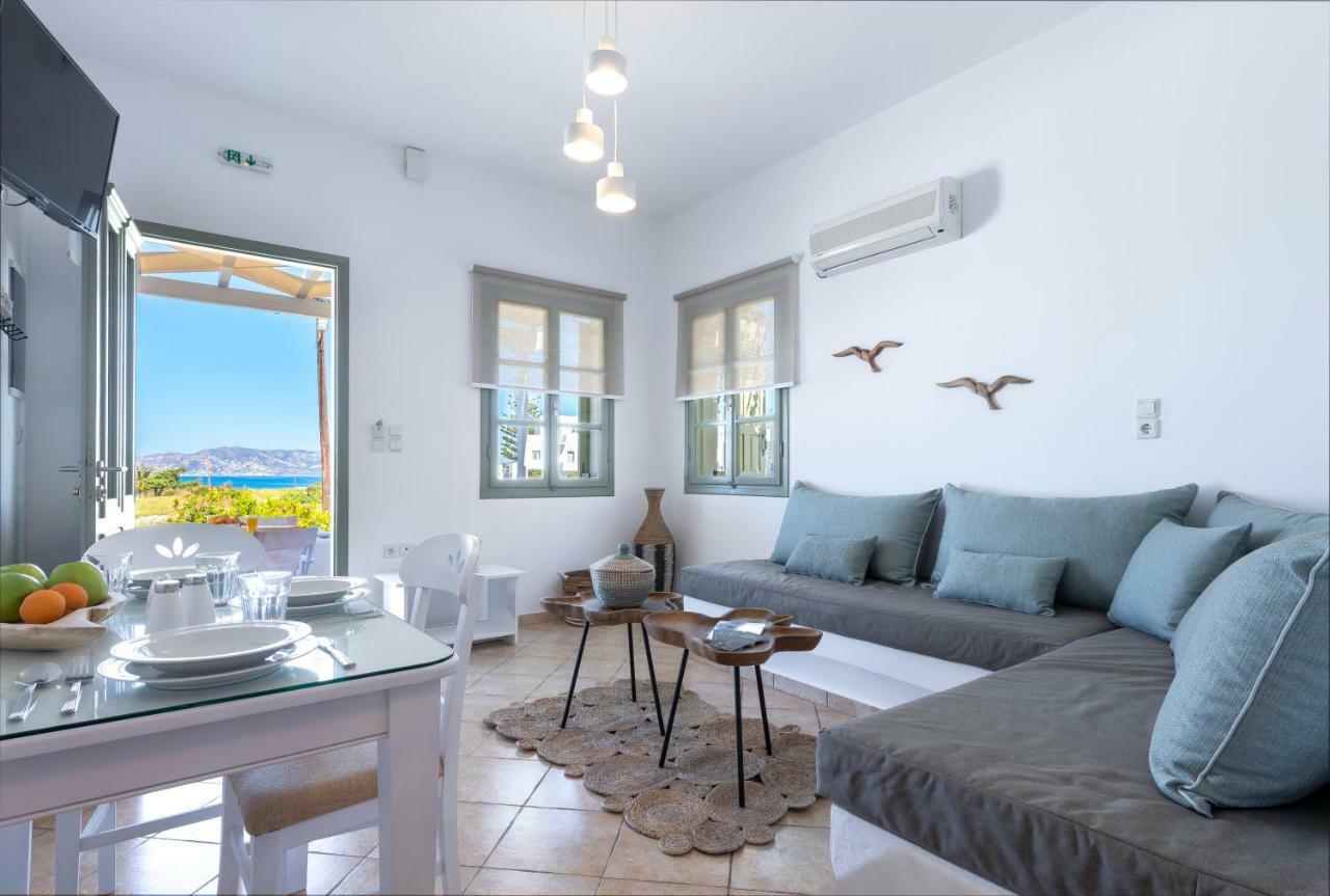 Mirabeli Apartments & Suites ポロニア エクステリア 写真